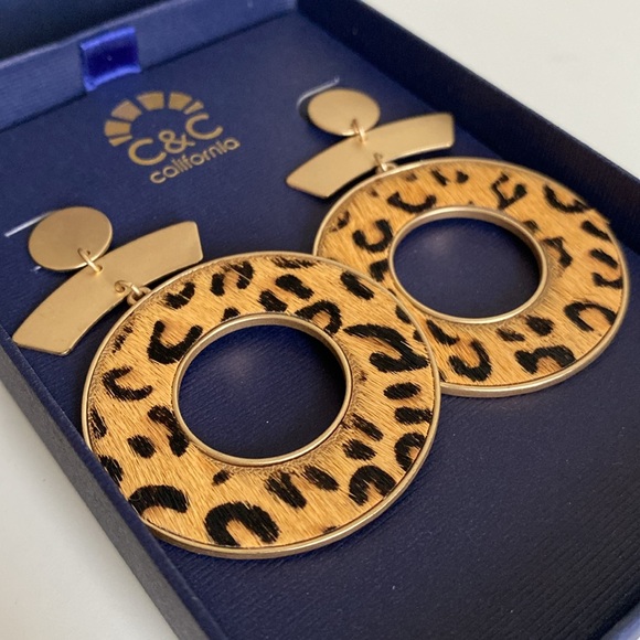 C&C California Leopard Print Drop Earrings NWT Cowhide Gold Tone Animal Print - Picture 5 of 6
